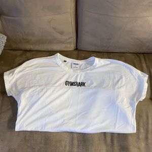 GYMSHARK T SHIRT